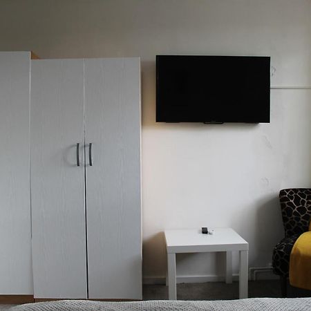 Apartament The Yellow House Londyn Zewnętrze zdjęcie